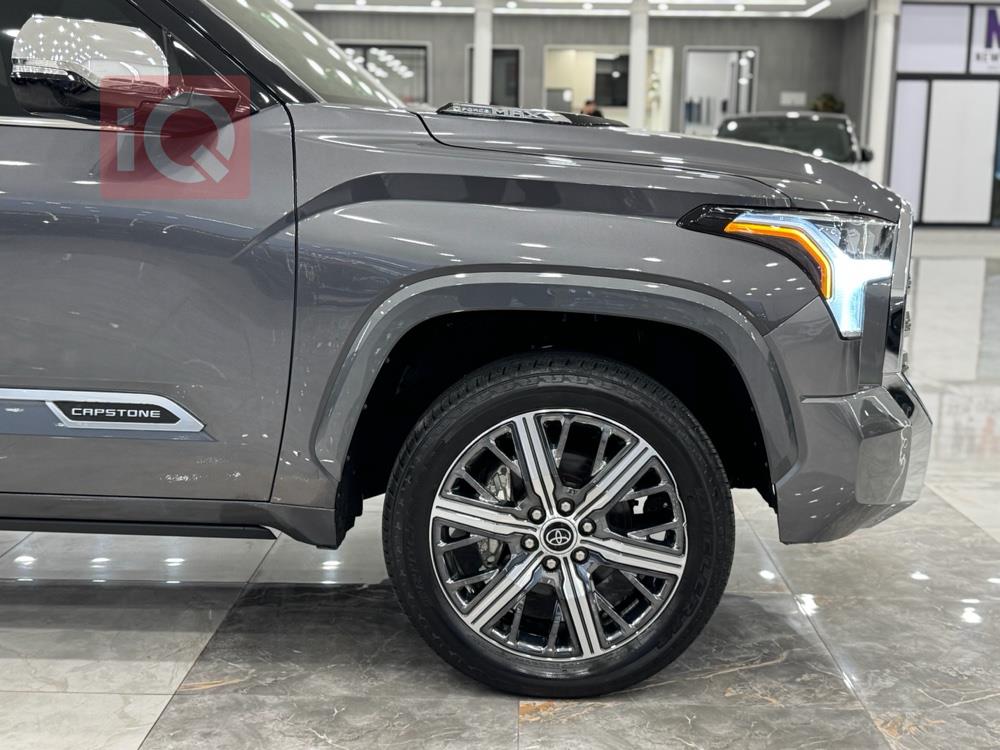 Toyota Tundra
